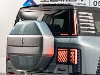 Looking up at the 2023 U8 Luxury Edition — миниатюра 9