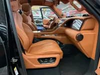 Looking up at the 2023 U8 Luxury Edition — миниатюра 15