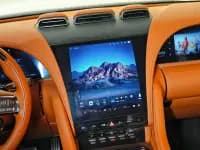 Looking up at the 2023 U8 Luxury Edition — миниатюра 10