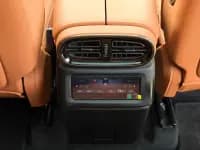 Looking up at the 2023 U8 Luxury Edition — миниатюра 15