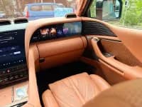 Looking up at the 2023 U8 Luxury Edition — миниатюра 19