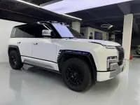 Looking up at the 2023 U8 Luxury Edition — миниатюра 3