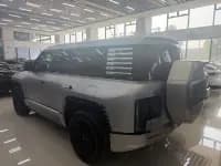 Looking up at the 2023 U8 Luxury Edition — миниатюра 9