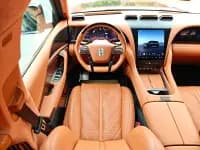 Looking up at the 2023 U8 Luxury Edition — миниатюра 16