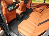 Looking up at the 2023 U8 Luxury Edition — миниатюра 28