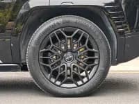 Looking up at the 2023 U8 Luxury Edition — миниатюра 10