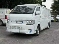 CATL E6 2022 model low-roof van with CATL 41.84kWh power supply — миниатюра 1