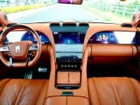 Looking up at the 2023 U8 Luxury Edition — миниатюра 9