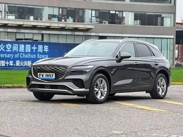 Genesis GV70 2025 2.5T 2WD Luxury Edition