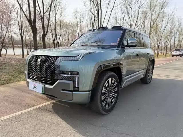 Looking Up at the U8 2024 Off-Road Player Edition