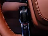 Looking up at the 2023 U8 Luxury Edition — миниатюра 17