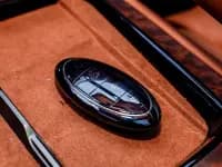 Looking up at the 2023 U8 Luxury Edition — миниатюра 20