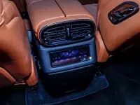 Looking up at the 2023 U8 Luxury Edition — миниатюра 35