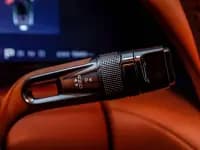 Looking up at the 2023 U8 Luxury Edition — миниатюра 39