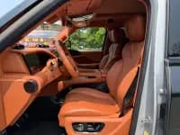 Looking up at the 2023 U8 Luxury Edition — миниатюра 11