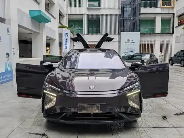 HiPhi X 2021 Luxury 6-seater