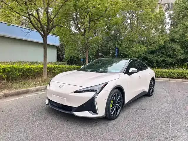 Jihu Alphard S5 2024 Model 560MAX 185kW